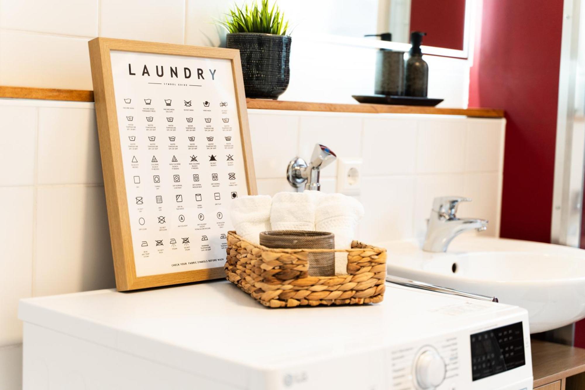 Lubu Stay Central, Cozy, With Workspace And Parking Ludwigsburg Buitenkant foto