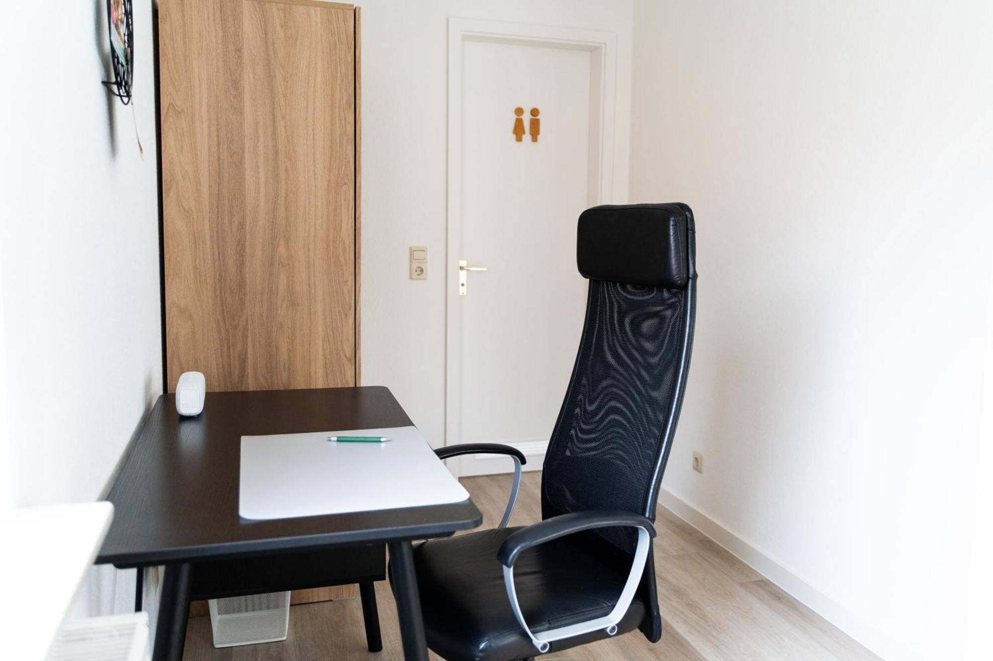 Lubu Stay Central, Cozy, With Workspace And Parking Ludwigsburg Buitenkant foto